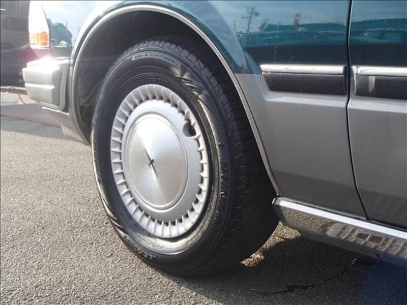 GLORIA WAGON