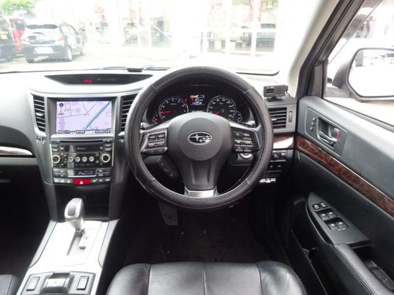 LEGACY OUTBACK