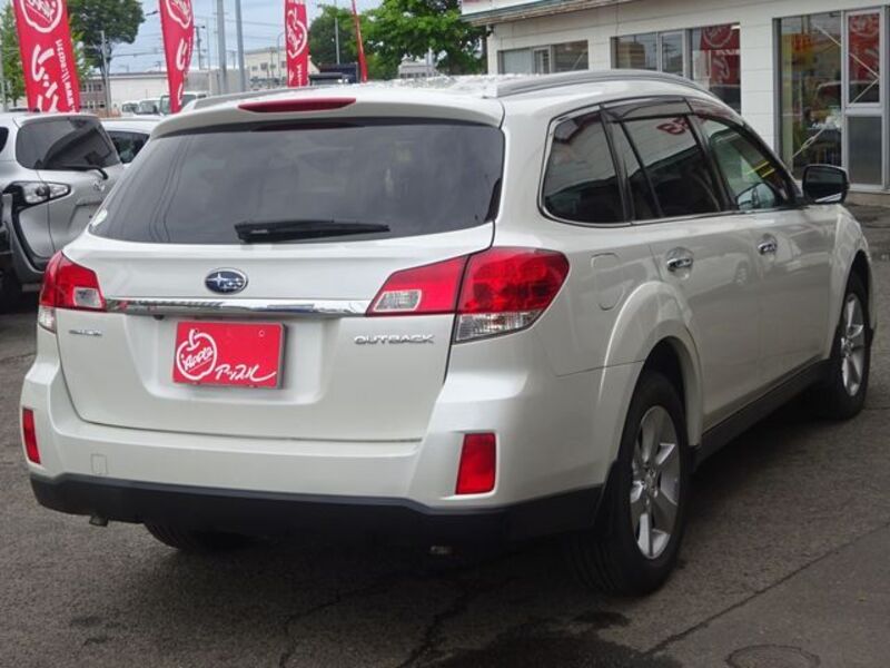 LEGACY OUTBACK