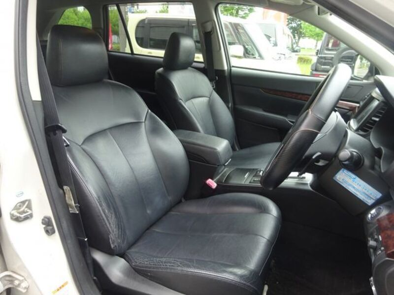 LEGACY OUTBACK