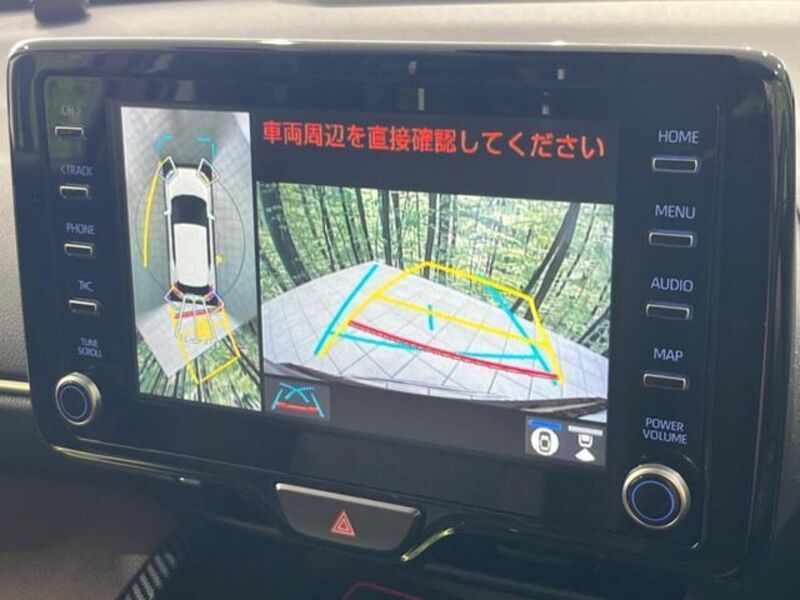 YARIS CROSS