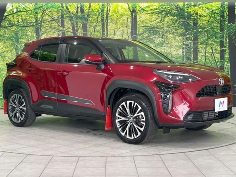 YARIS CROSS