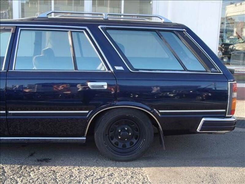 GLORIA WAGON