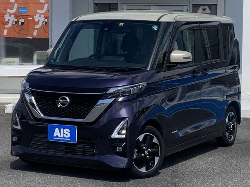 NISSAN ROOX