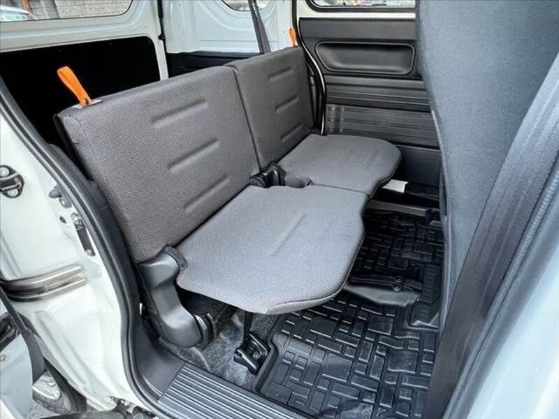 N-VAN