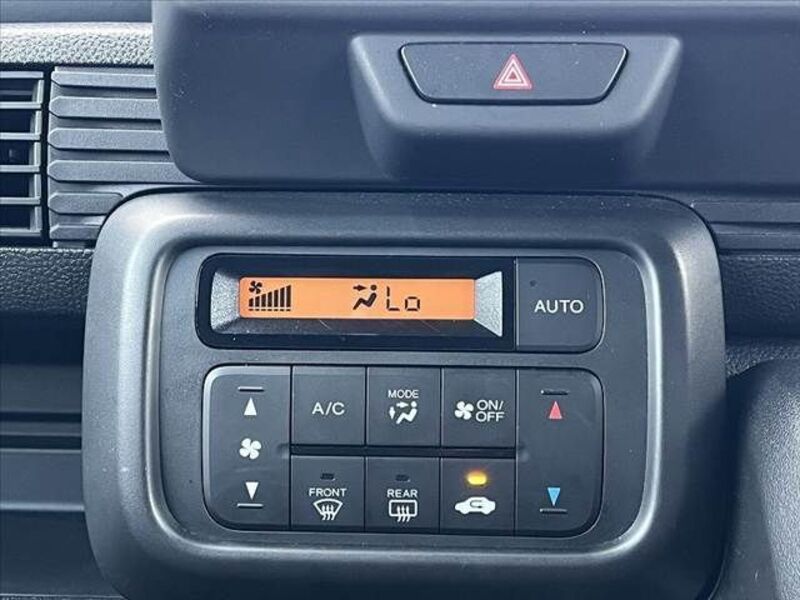 N-VAN