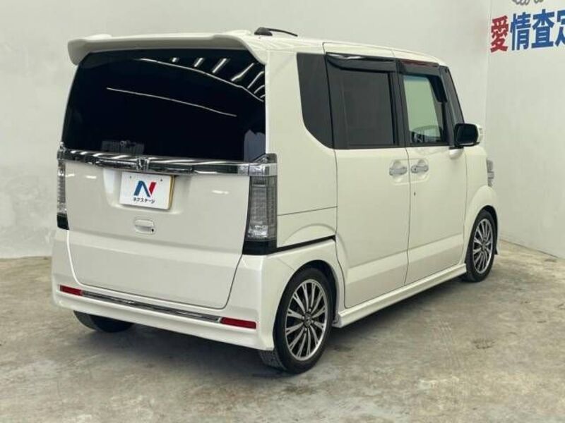 N BOX CUSTOM