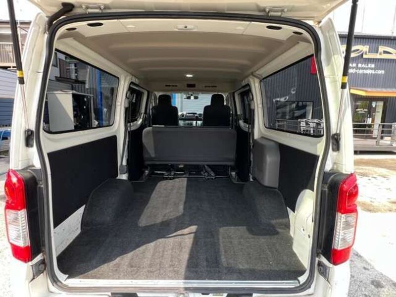 NV350 CARAVAN