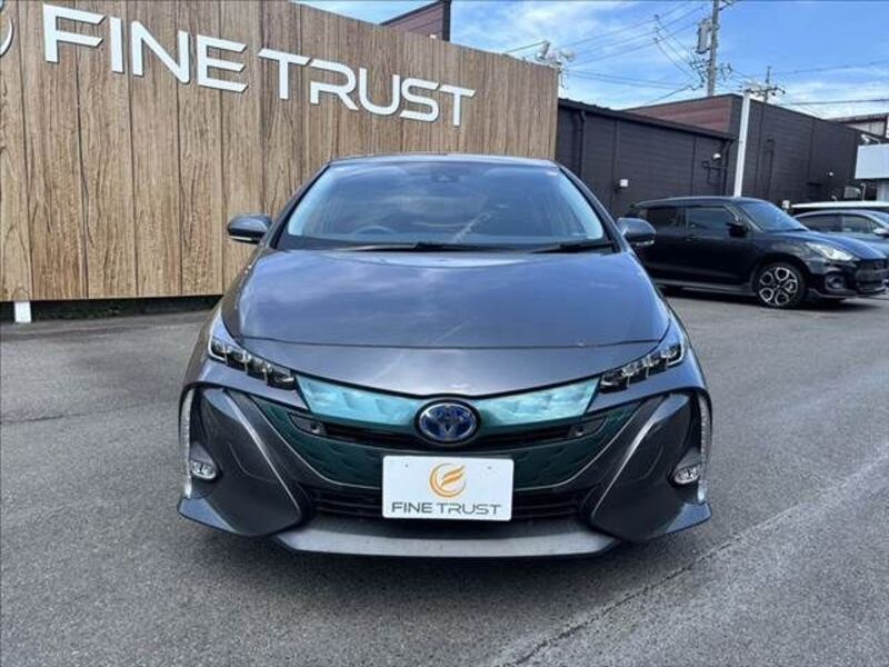 PRIUS PHV