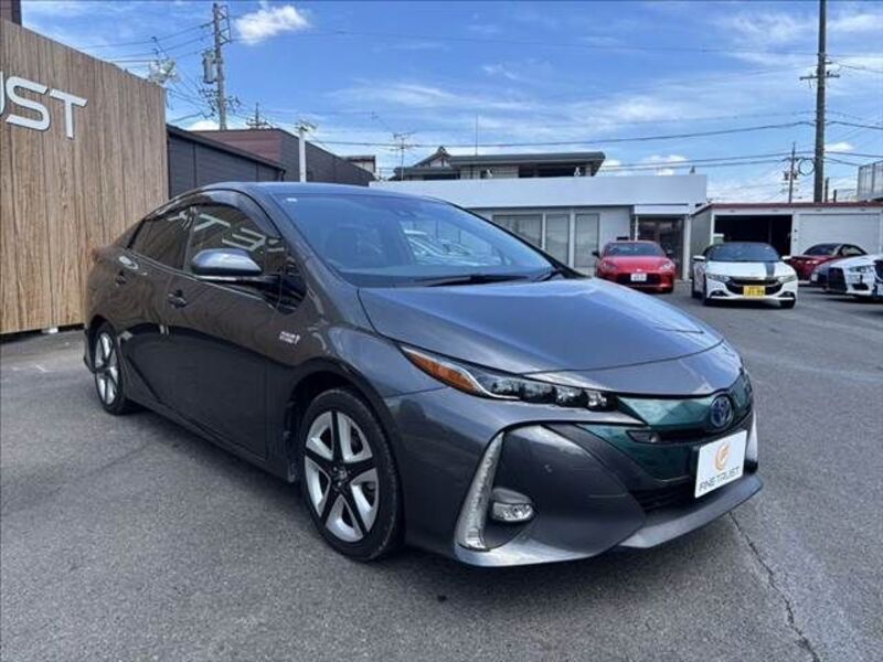 PRIUS PHV