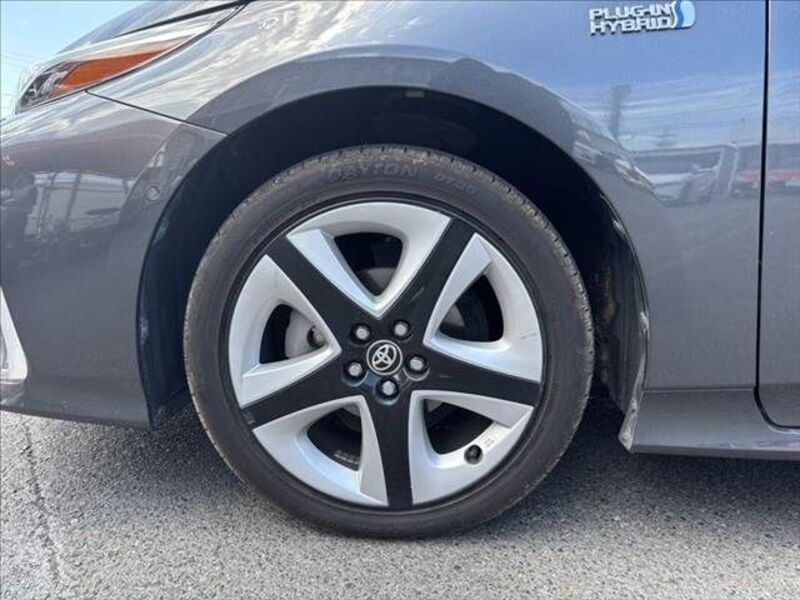 PRIUS PHV