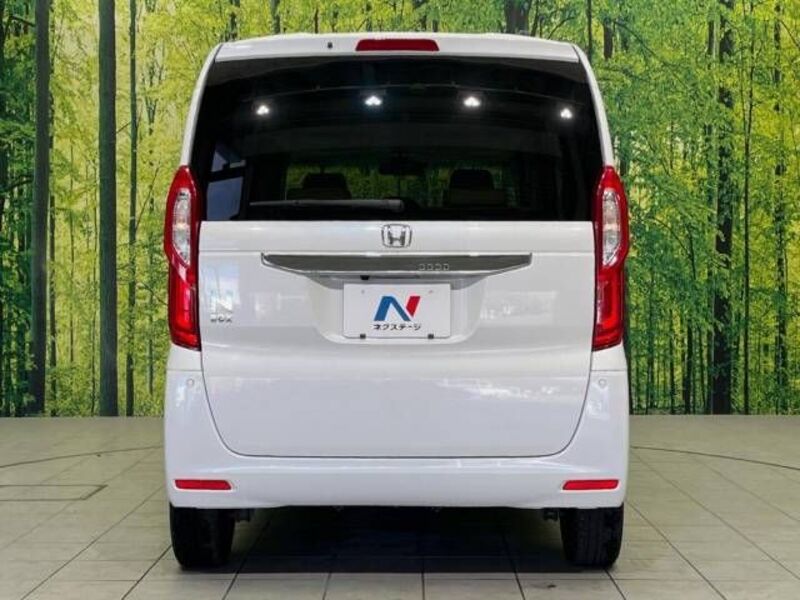 N BOX