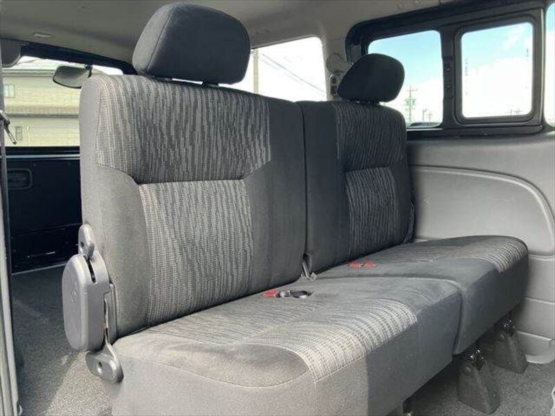 NV350 CARAVAN