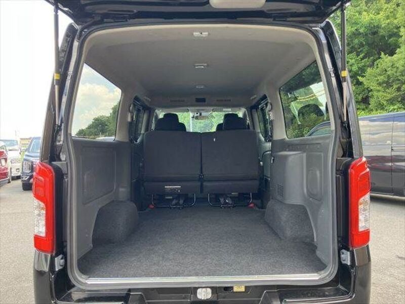 NV350 CARAVAN