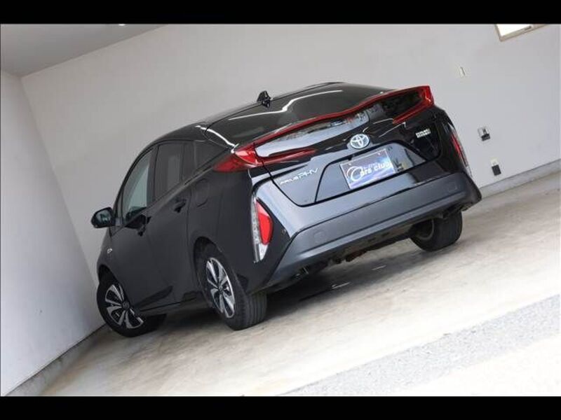 PRIUS PHV