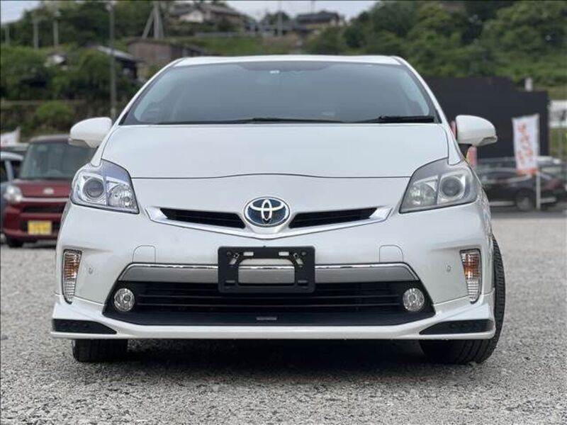PRIUS PHV