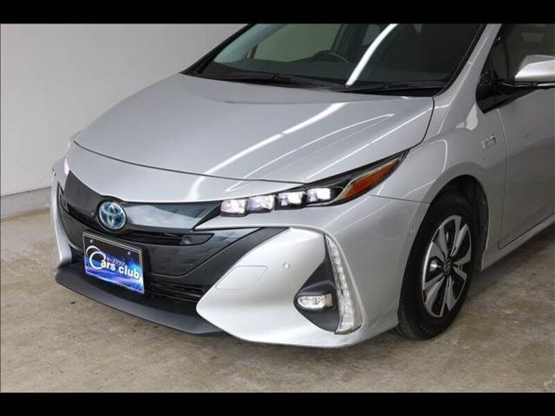 PRIUS PHV