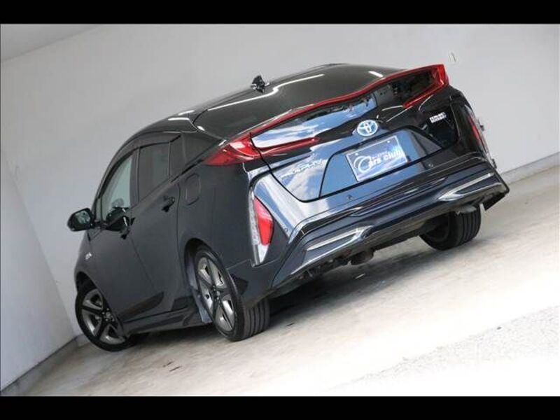 PRIUS PHV