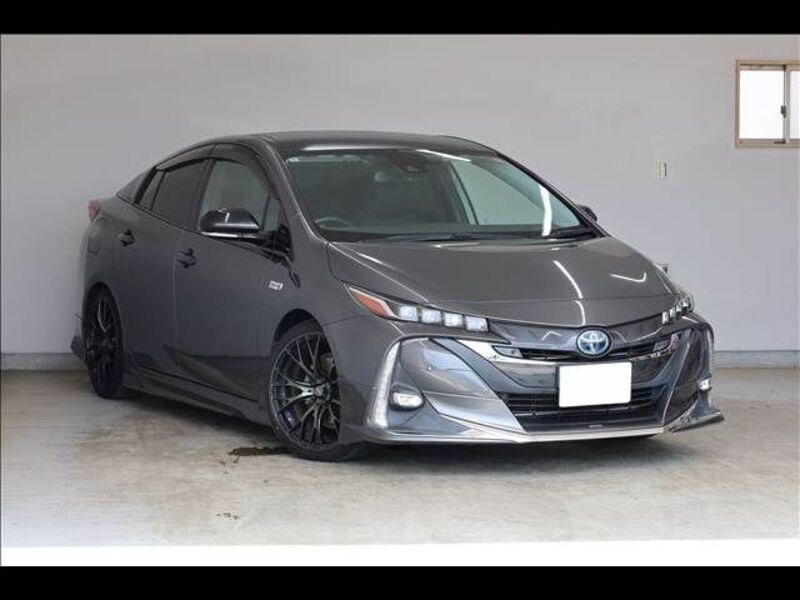 PRIUS PHV