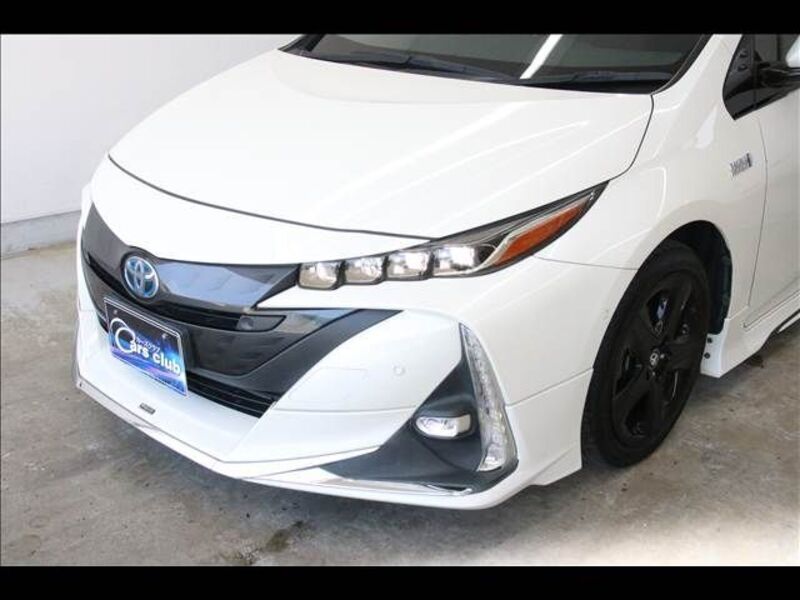 PRIUS PHV