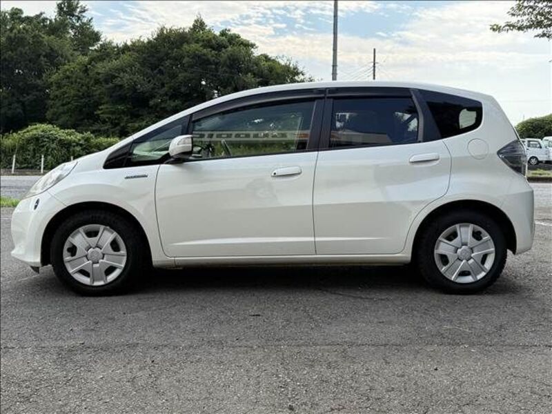 FIT HYBRID