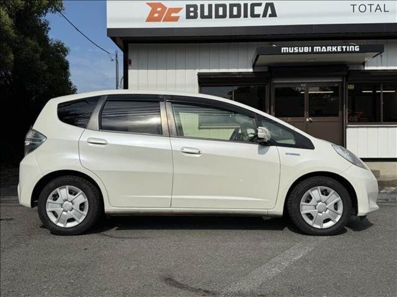 FIT HYBRID