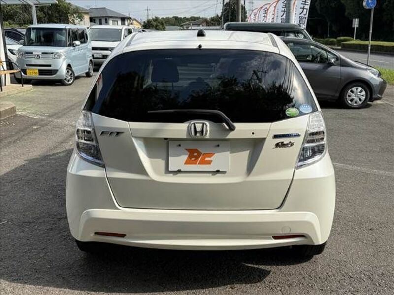 FIT HYBRID