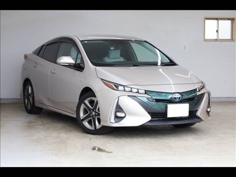 PRIUS PHV