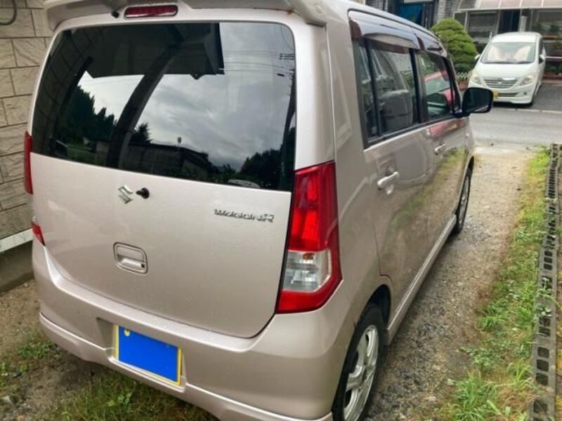 WAGON R