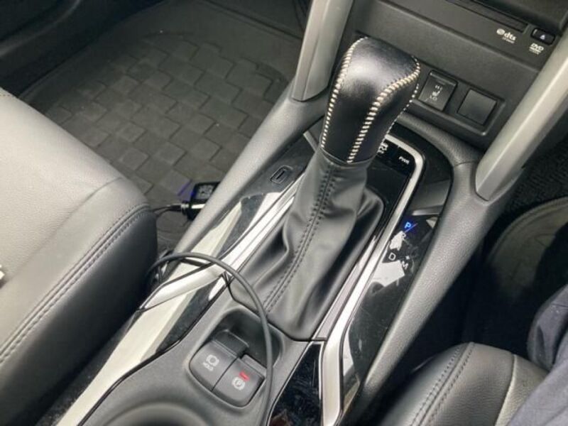 COROLLA CROSS