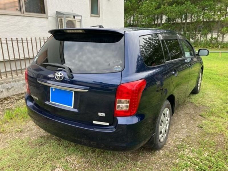COROLLA FIELDER
