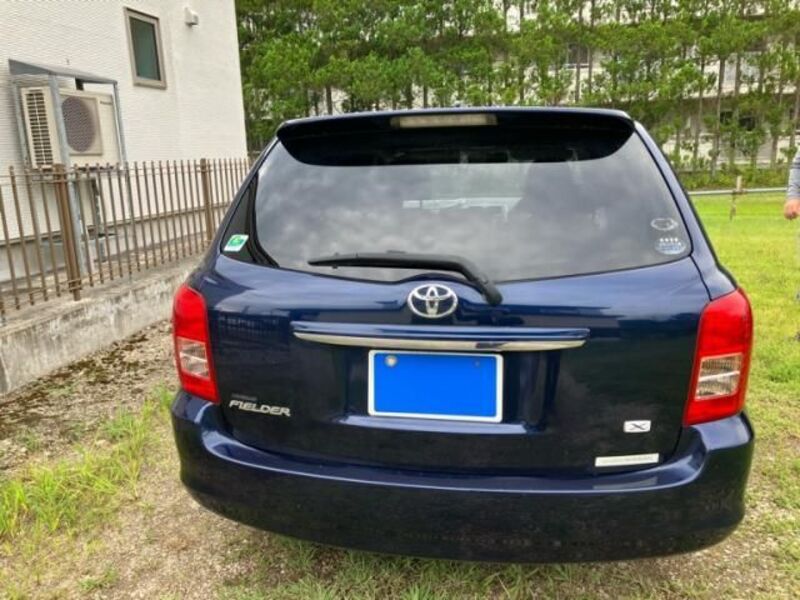 COROLLA FIELDER