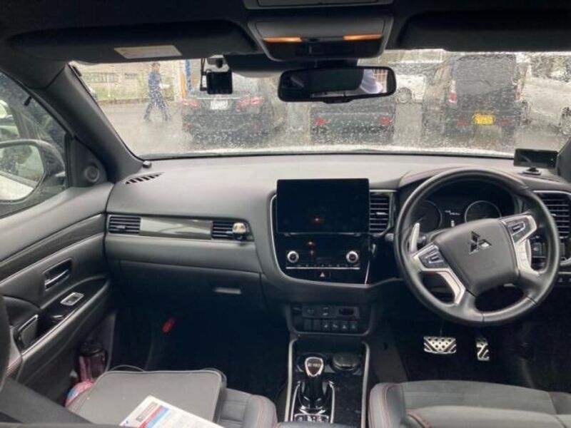 OUTLANDER PHEV