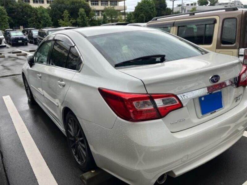 LEGACY B4