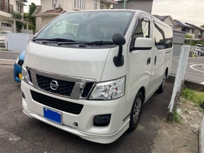 NV350 CARAVAN-0