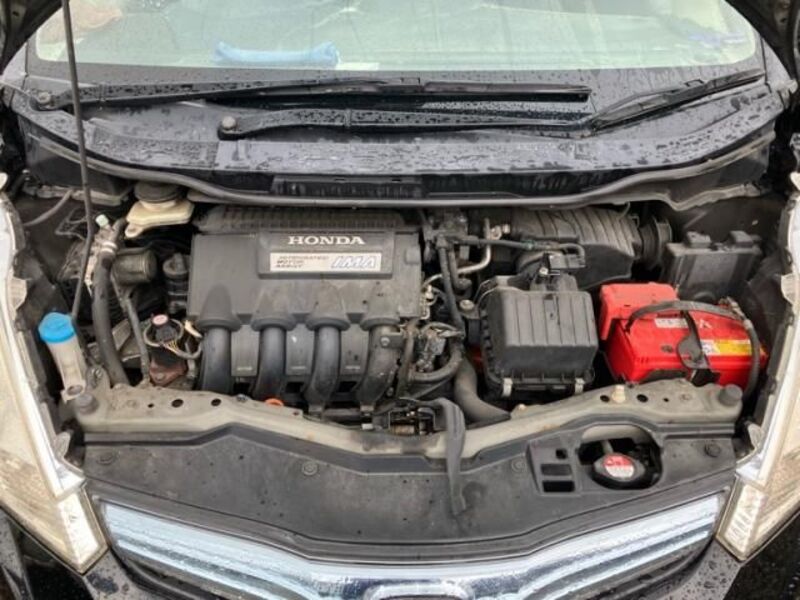 FIT HYBRID