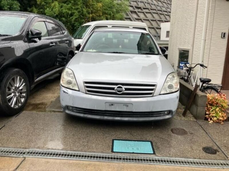 NISSAN TEANA