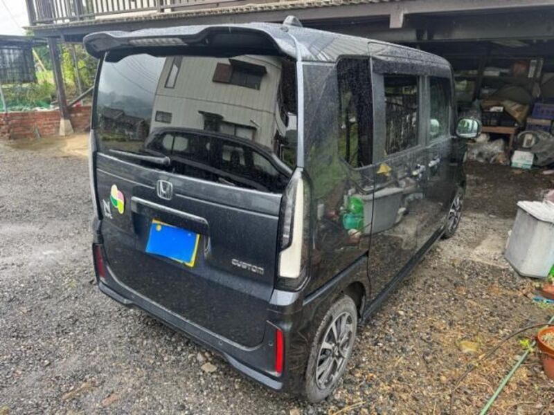 N BOX CUSTOM