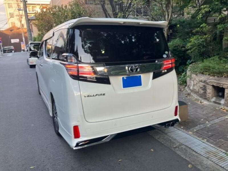 VELLFIRE