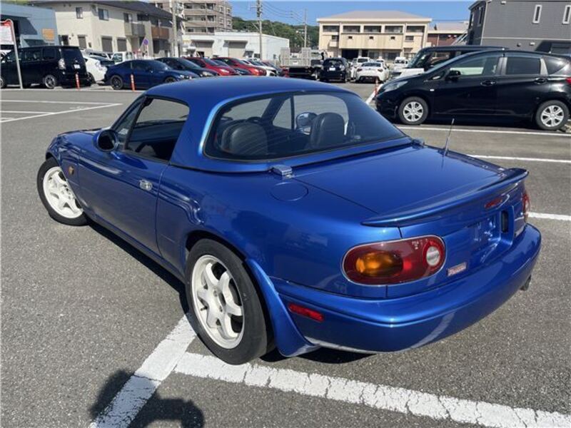 EUNOS ROADSTER