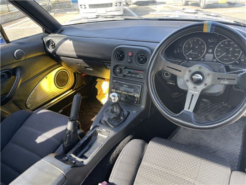 EUNOS ROADSTER
