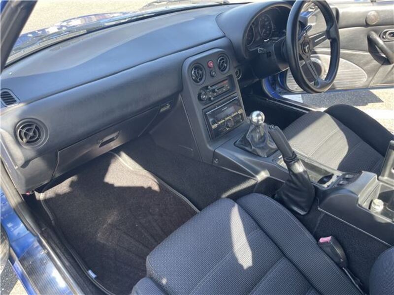 EUNOS ROADSTER