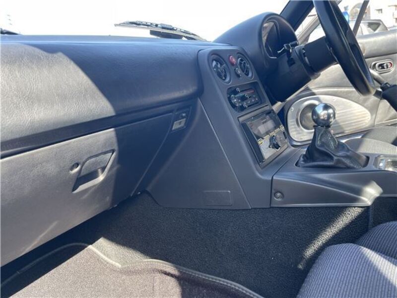 EUNOS ROADSTER