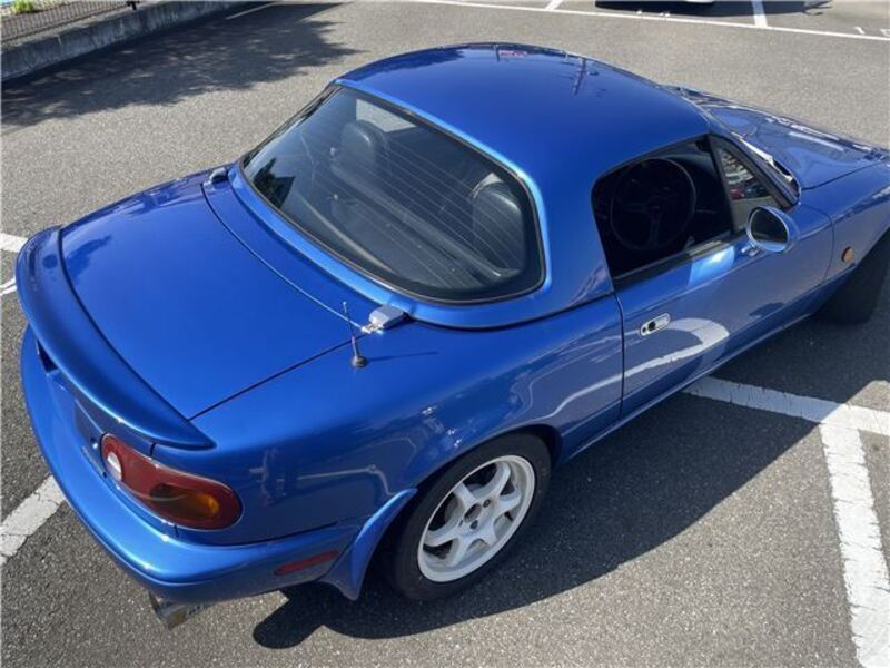 EUNOS ROADSTER