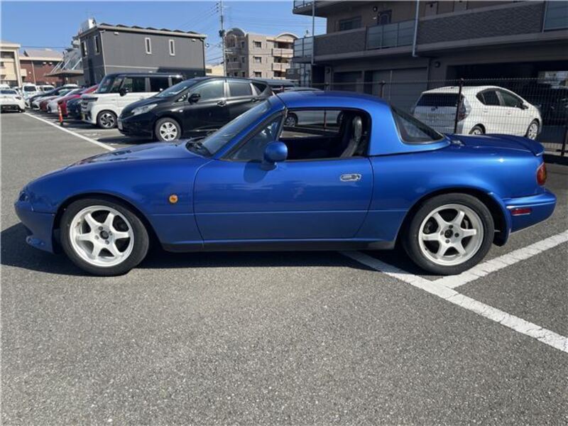 EUNOS ROADSTER