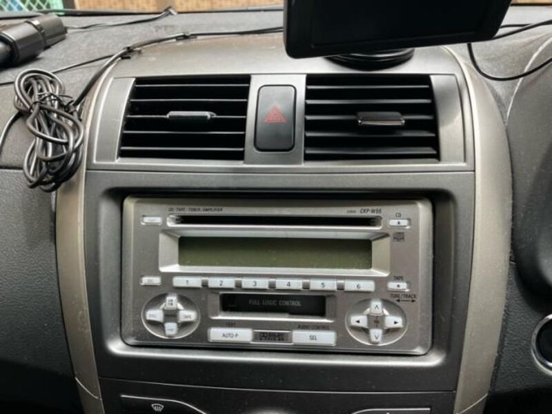 COROLLA FIELDER