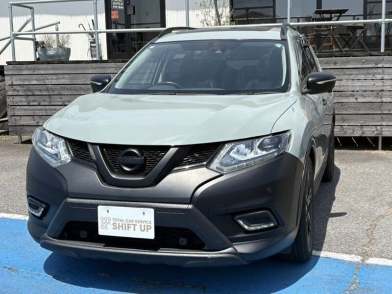 X-TRAIL-0