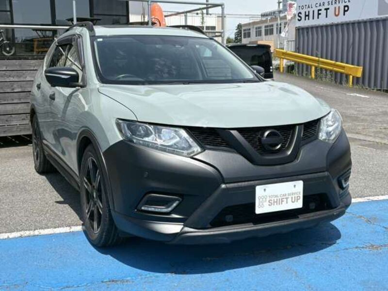 X-TRAIL