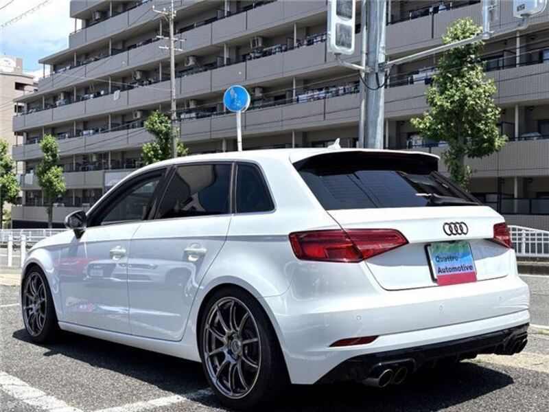 A3