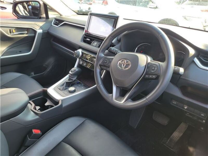 RAV4